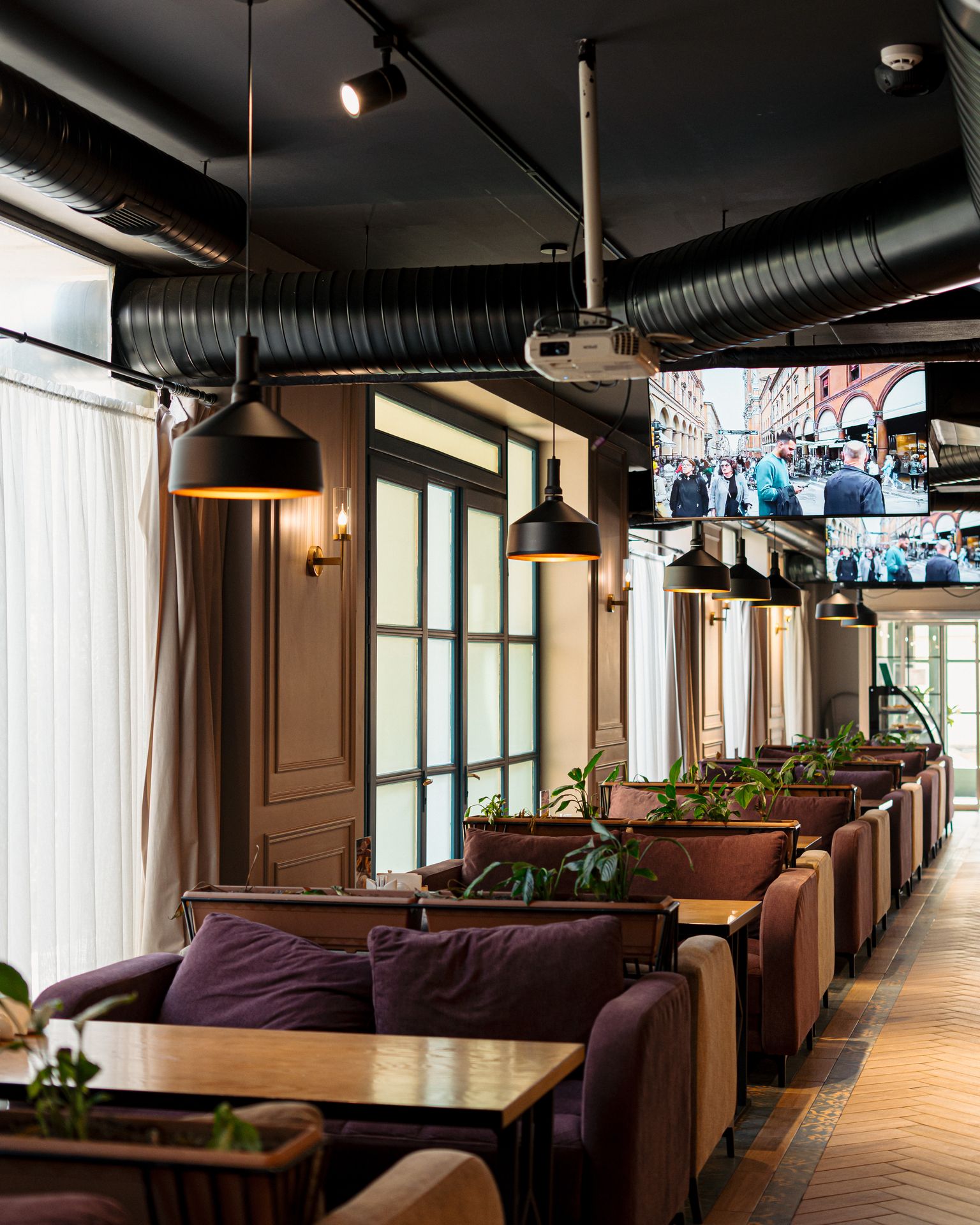 Chaya Lounge — 7