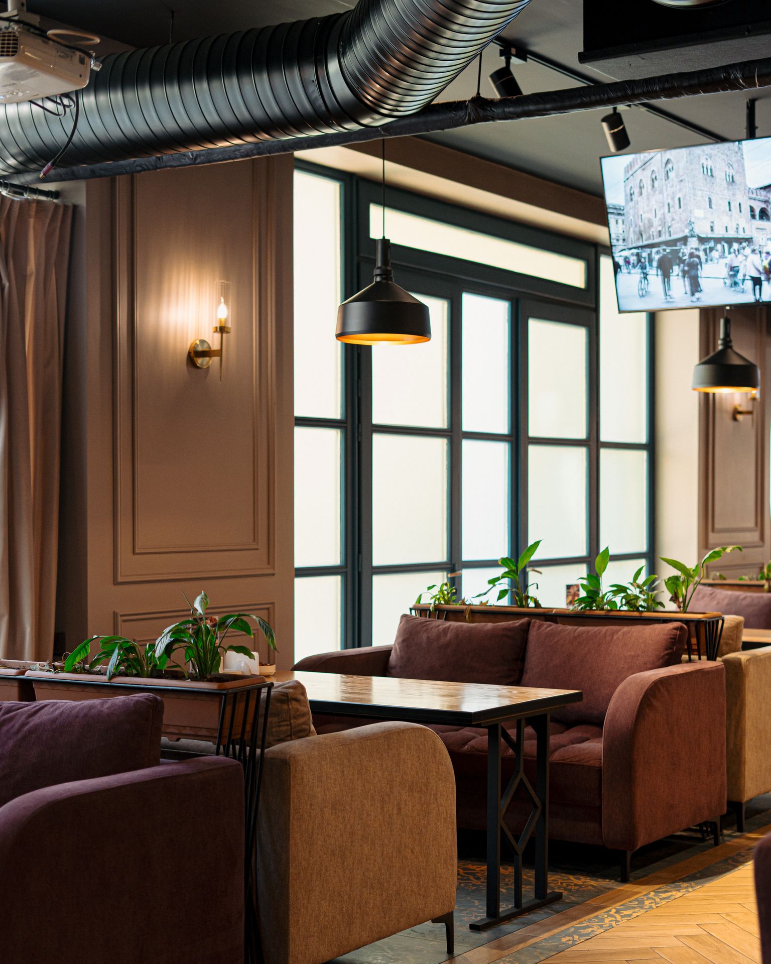 Chaya Lounge — 8